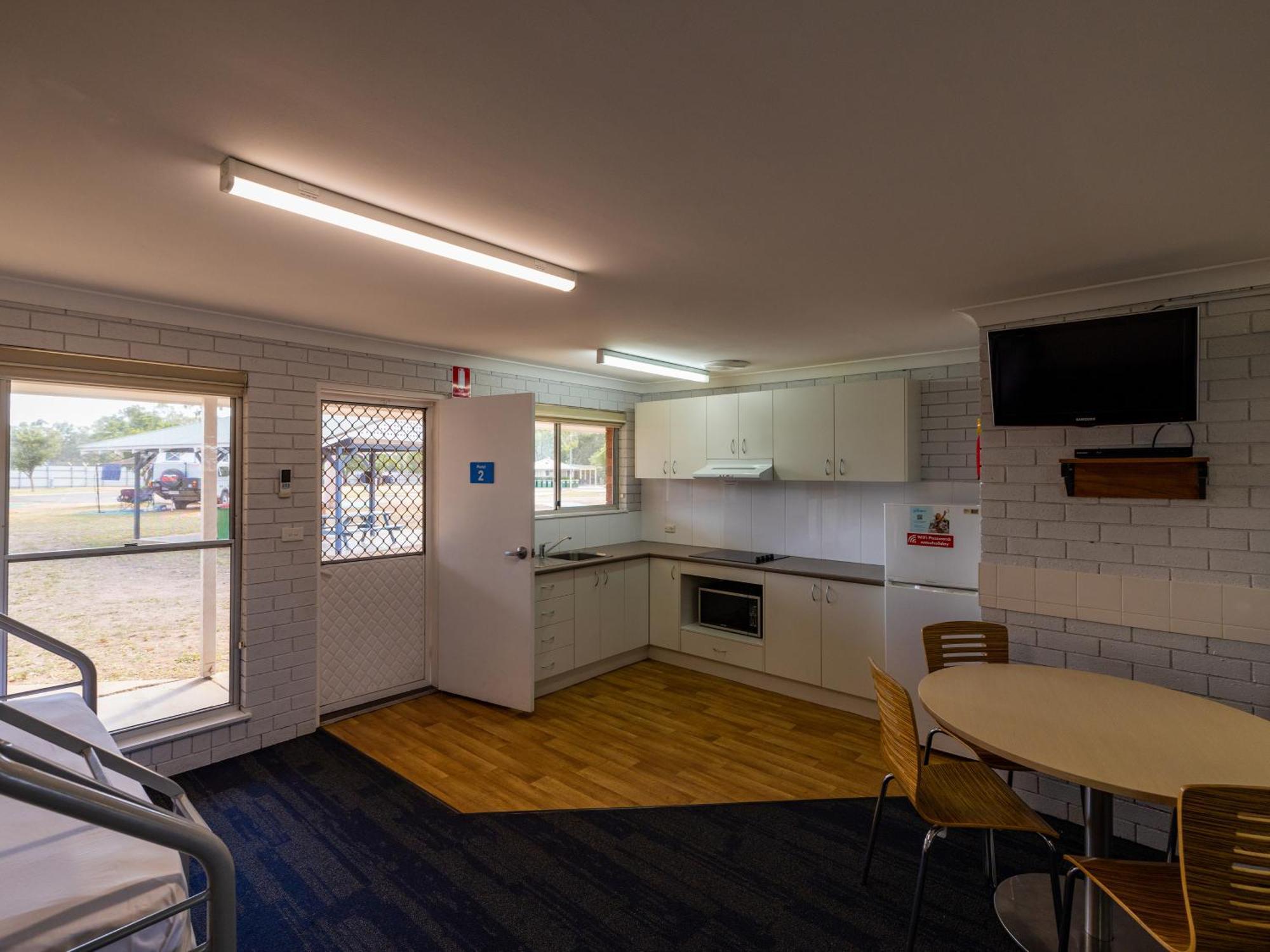 Nrma Dubbo Holiday Park Номер фото