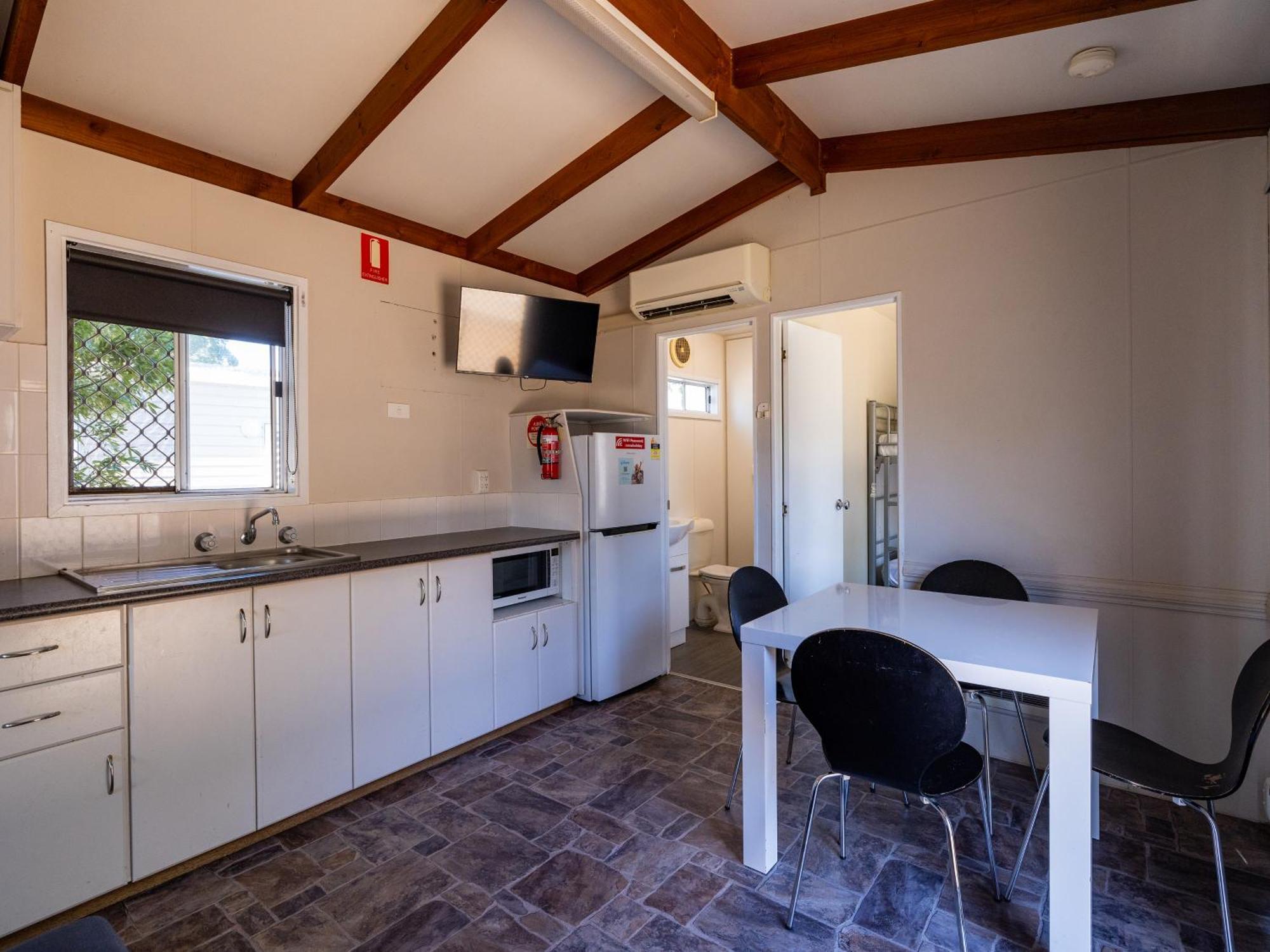 Nrma Dubbo Holiday Park Номер фото