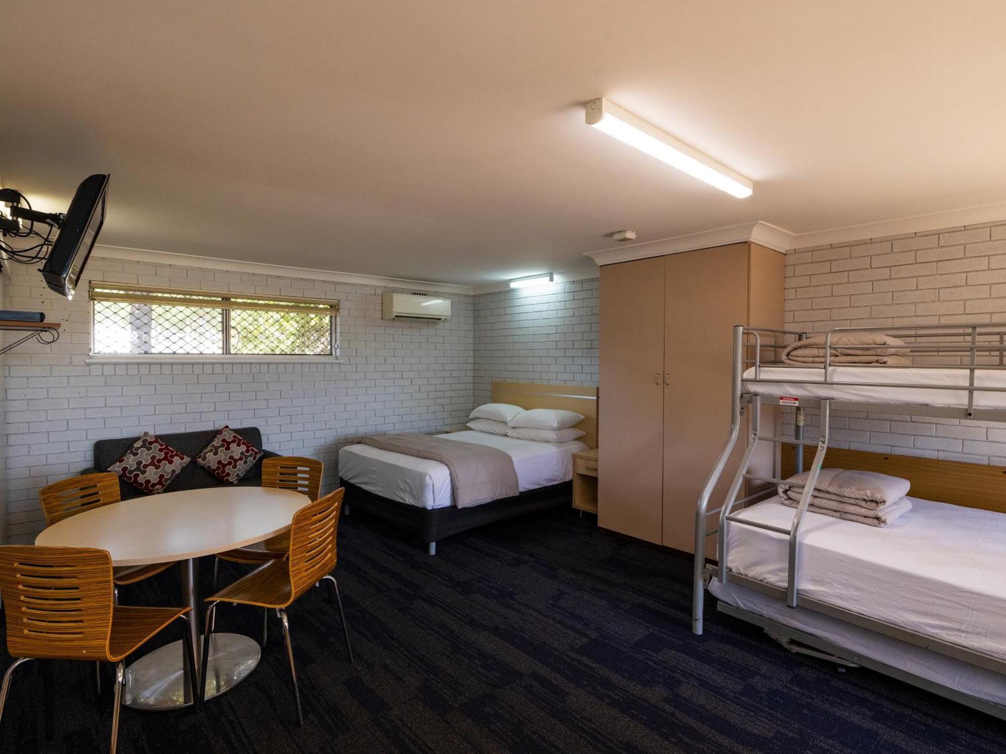 Nrma Dubbo Holiday Park Номер фото