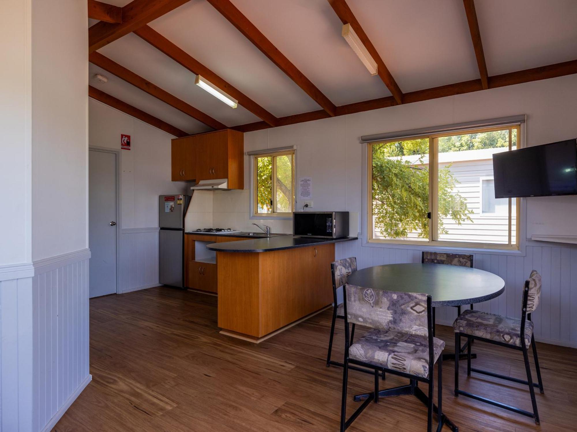 Nrma Dubbo Holiday Park Номер фото