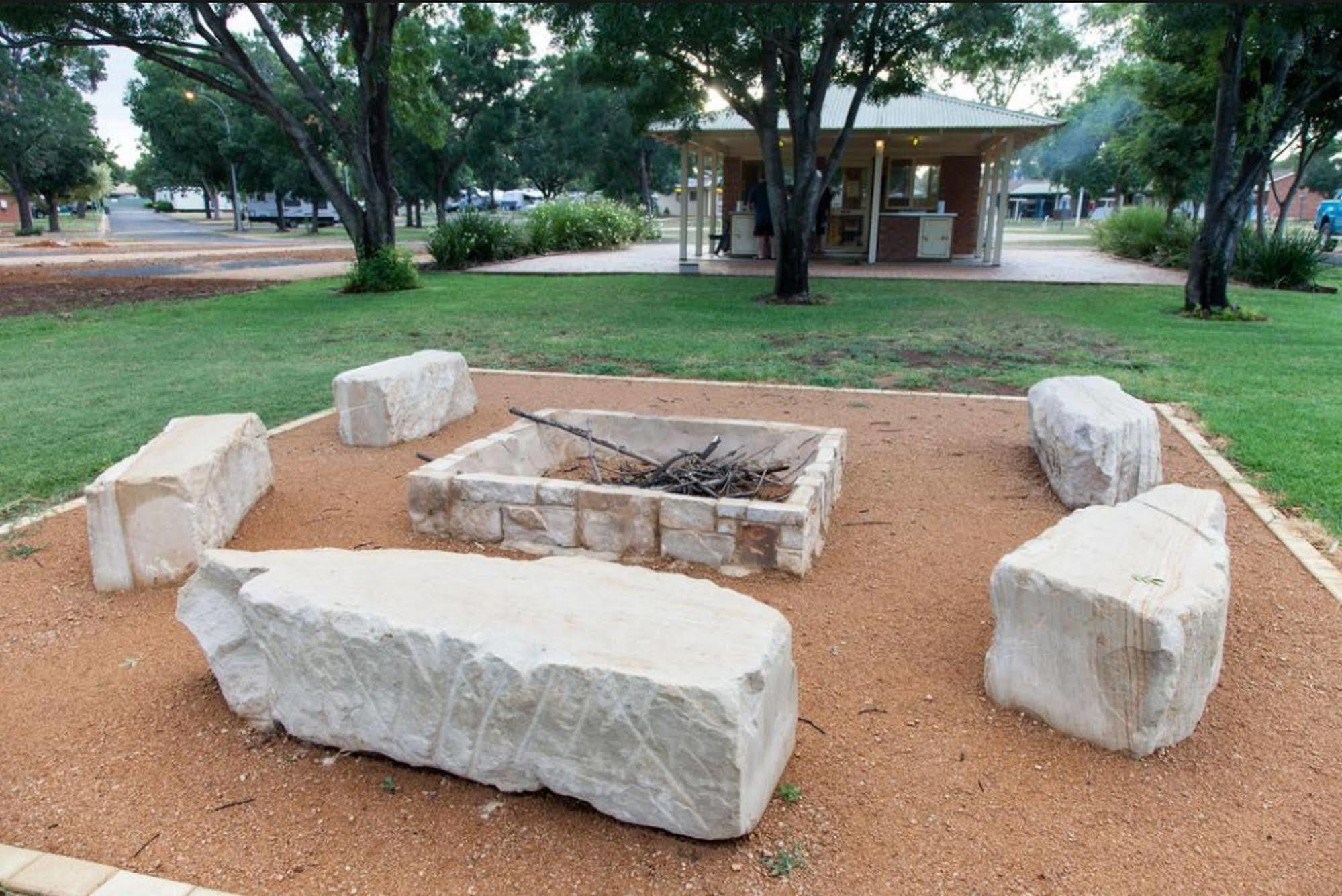 Nrma Dubbo Holiday Park Экстерьер фото